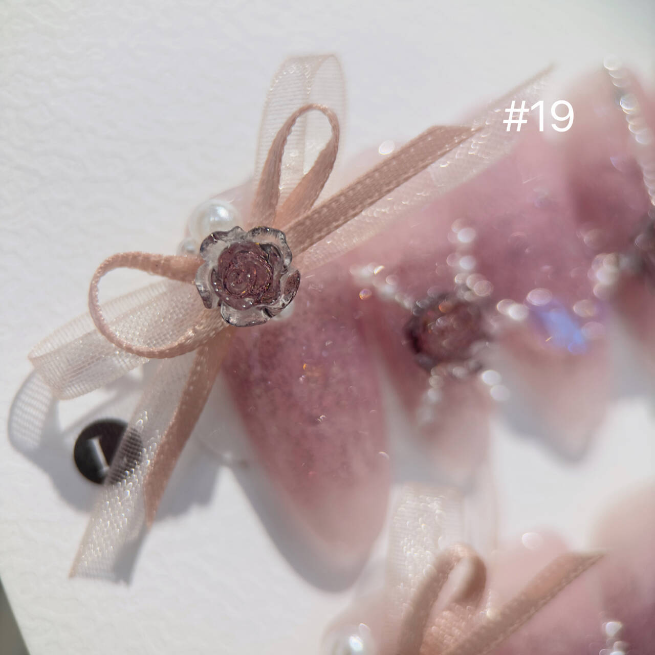 Handmade Long Pearl Mountain Ice Transparent Camellia Wear Armor