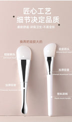 Facial Mask Brush Facial Soft Makeup Applicator Fan Shaped Portable Skin Care Beauty Tool Suitable for Girls Ladies