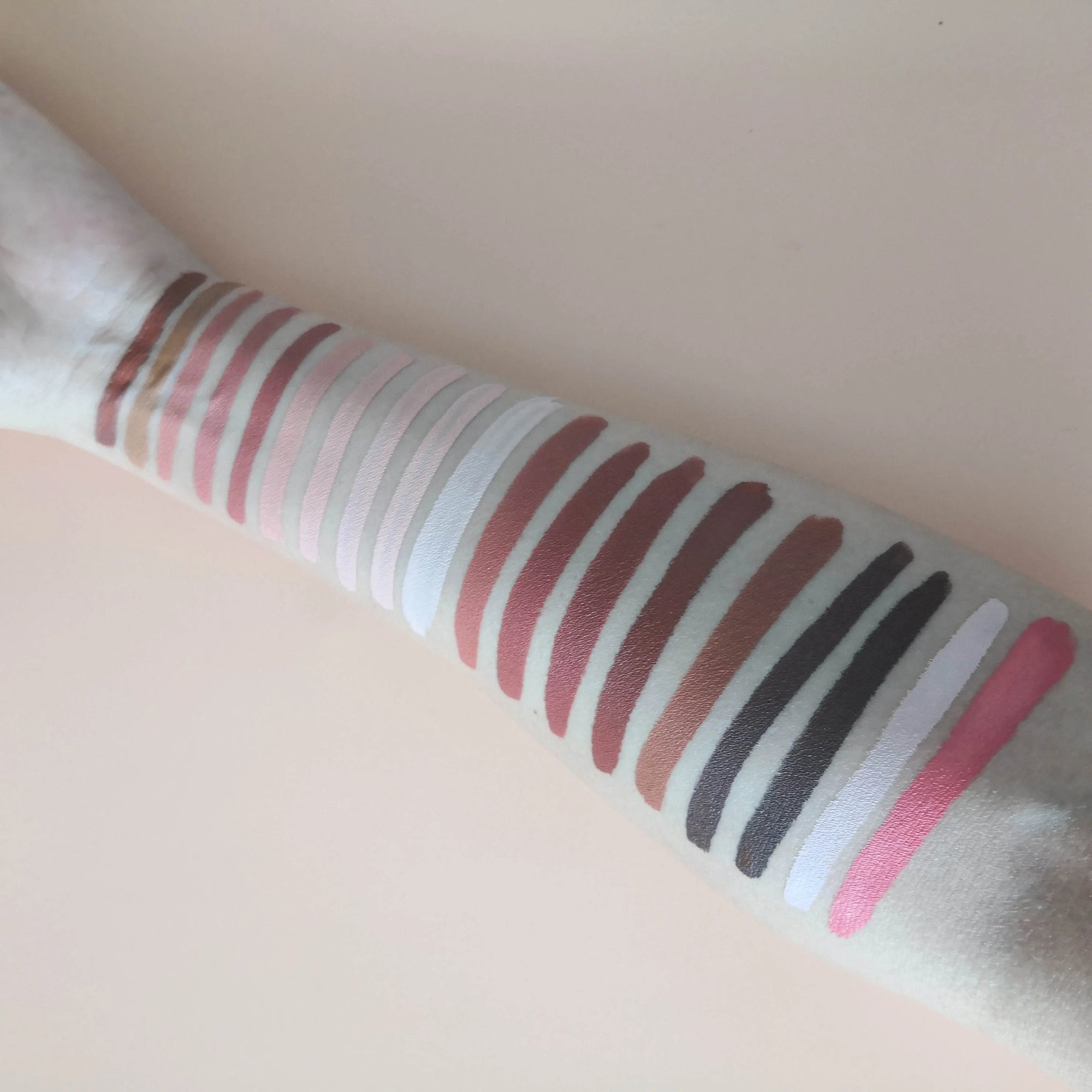 Private Label Water Activated Eyeliner Matte Brown Color Cake Liner Face Paint