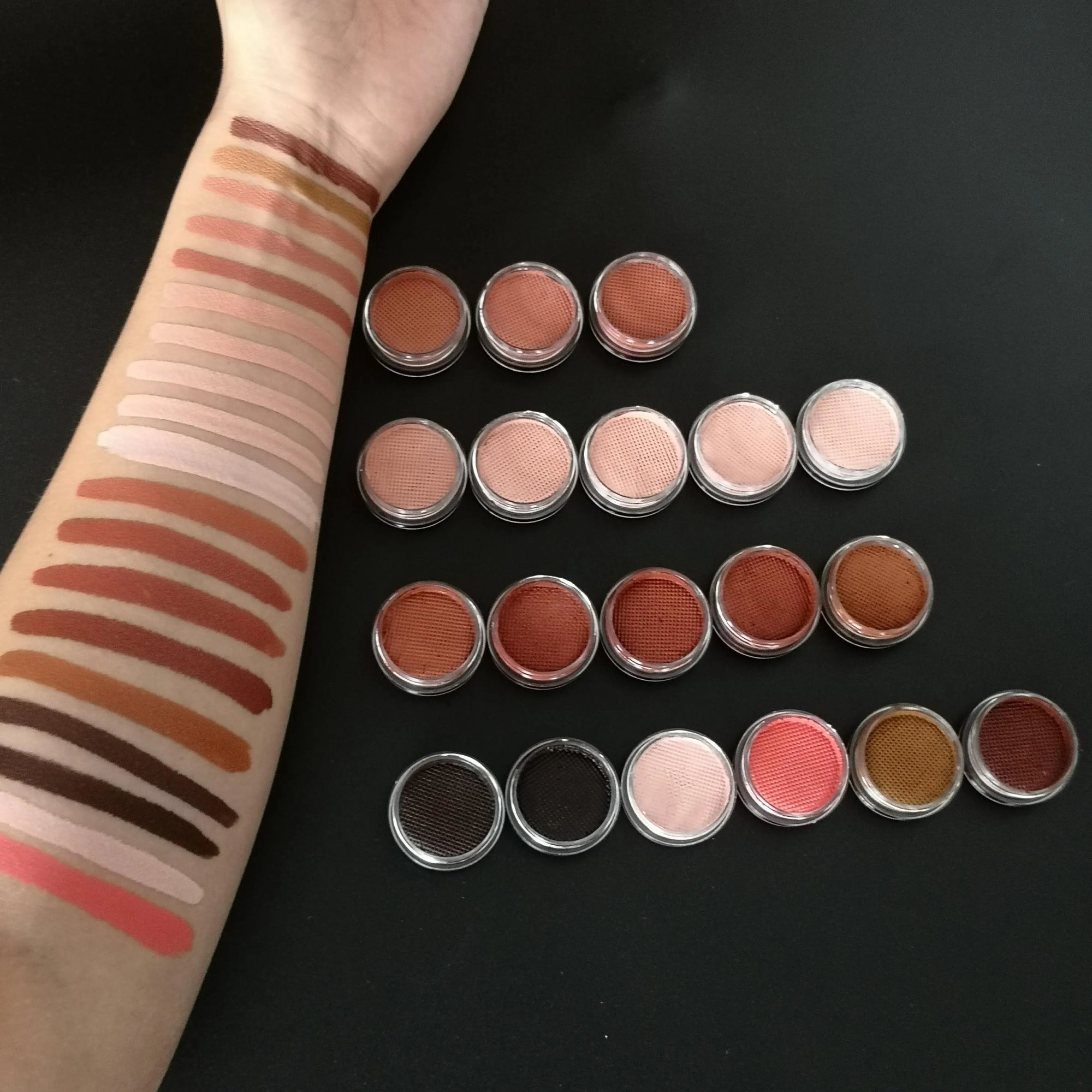 Private Label Water Activated Eyeliner Matte Brown Color Cake Liner Face Paint