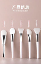 Facial Mask Brush Facial Soft Makeup Applicator Fan Shaped Portable Skin Care Beauty Tool Suitable for Girls Ladies