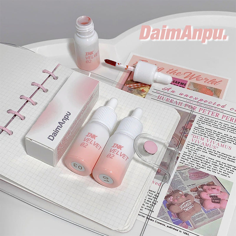 Mirror Lip Lacquer Moisturizing Full Lips Does Not Fade